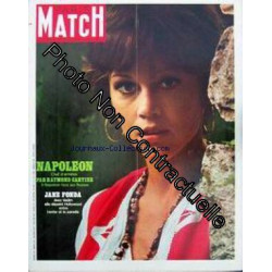 PARIS MATCH [No 1061] du 06/09/1969 - NAPOLEON - CHEF DAMNEES PAR...