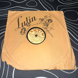 Ma poupée chérie Le Petit chat blanc