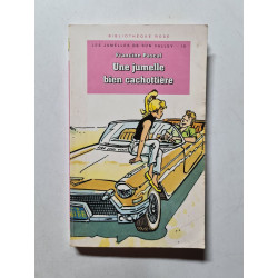 Une jumelle bien cachottière