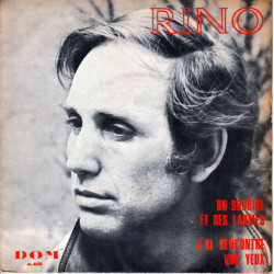 Un Sourire Et Des Larmes