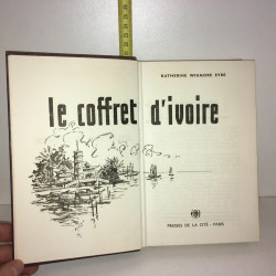 LE COFFRET D'IVOIRE Presses de la cité