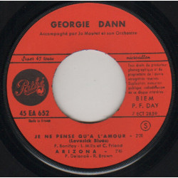 Je Ne Pense Qu'a L'amour