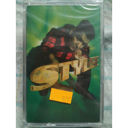 Stylée Intro Jingle Show Biz Stylée Cassette Audio-K7 NEUVE SOUS...