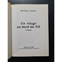 Un visage au bord du Nil