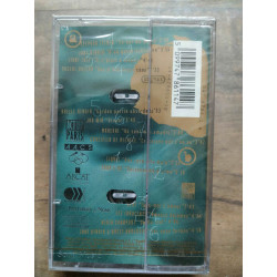 Entre sourire et larmes Cassette Audio-K7 NEUF SOUS BLISTER