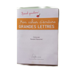 Mon cahier d'écriture GRANDES LETTRES - Spécial gauchers