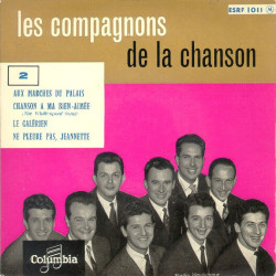 2 - Aux Marches Du Palais