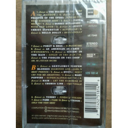 Broadway Comedies Musicales Cassette Audio-K7 NEUVE SOUS BLISTER