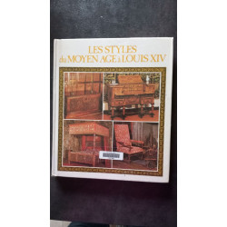 Les styles moyen age louis XIV