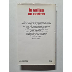 La valise en carton