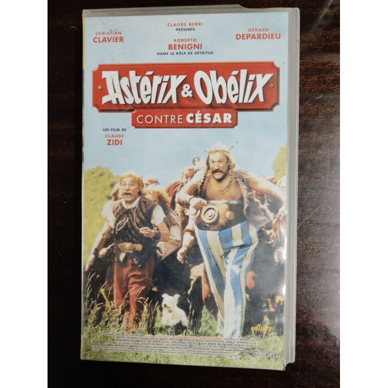 VHS - Astérix et Obélix contre César / 1999