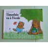 Timothée va à l'école