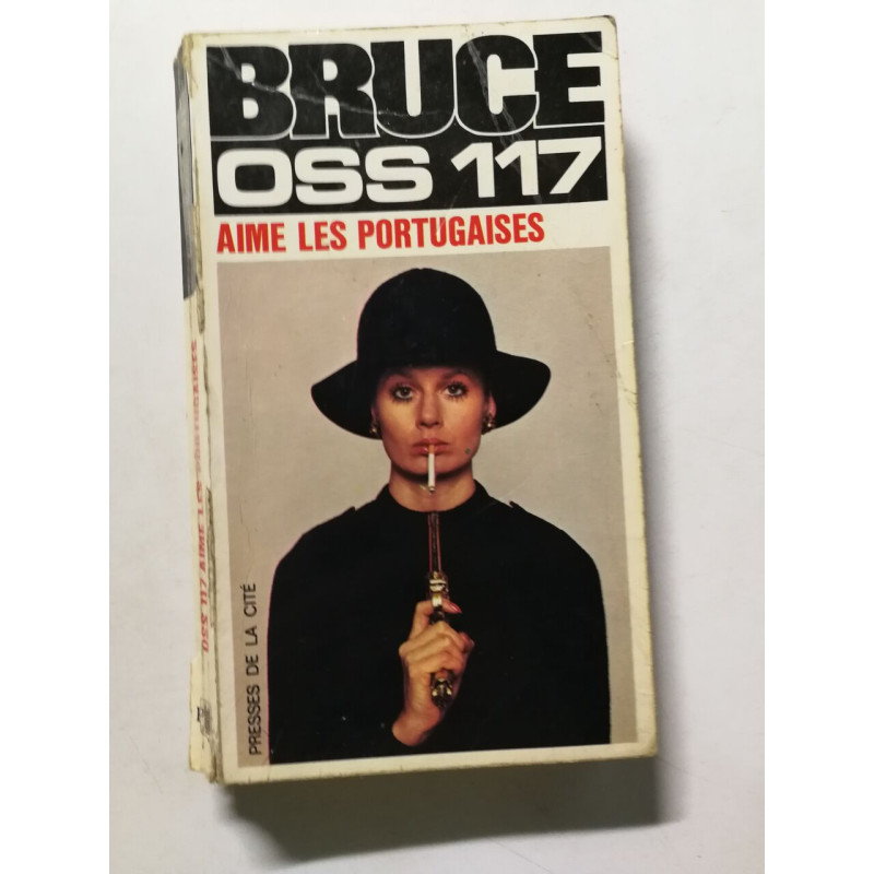 Bruce OSS 117 aime les portugaises