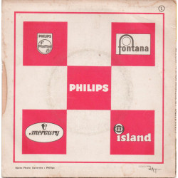 C'est Toujours Comme Ça La Première Fois / Une Île