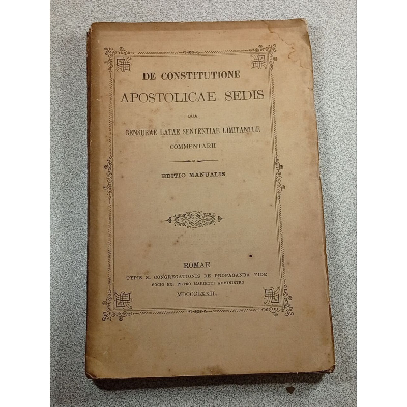 De Constitutione Apostolicae Sedis
