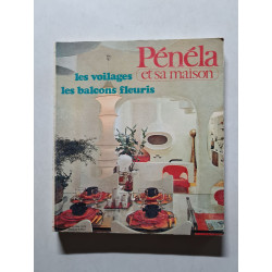 Pénéla et sa maison les voilages/ les baicons fleurins