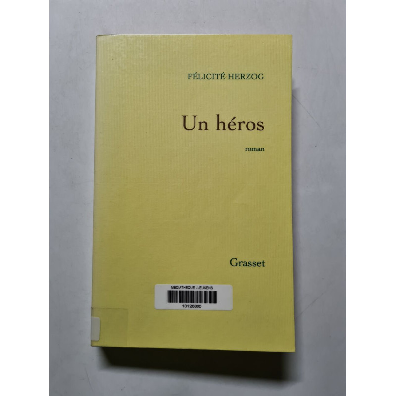 Un héros: roman