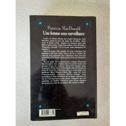 Une femme sous surveillance