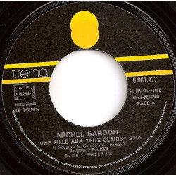 Une Fille Aux Yeux Clairs