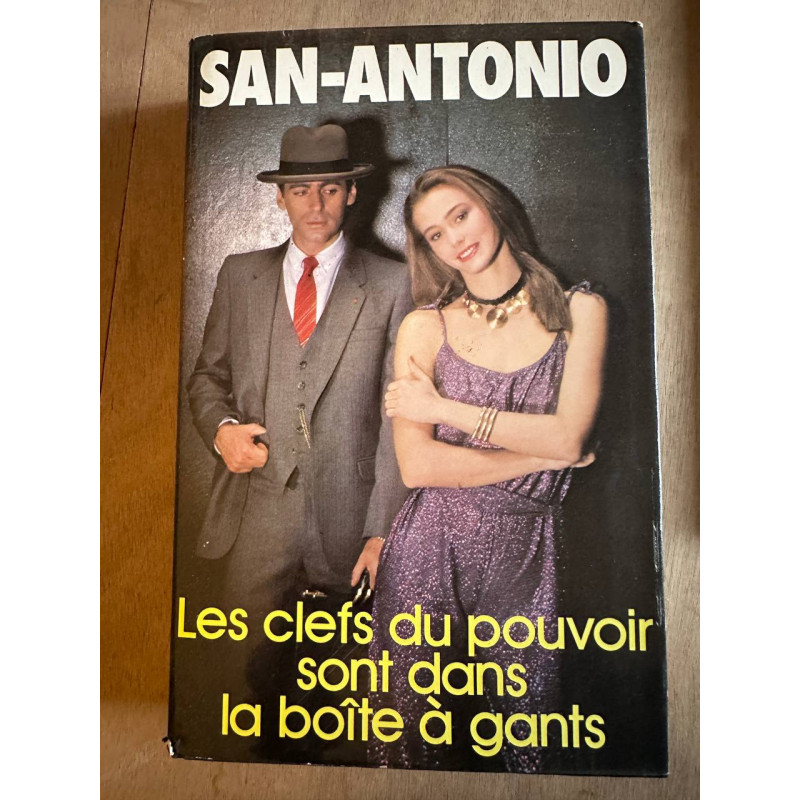 Les Clefs Du Pouvoir Sont Dans La Boîte À Gants