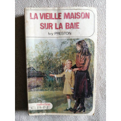 La vieille maison sur la baie