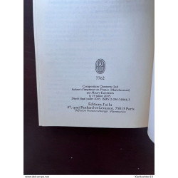 Tenue incorrecte exigée J'ai lu