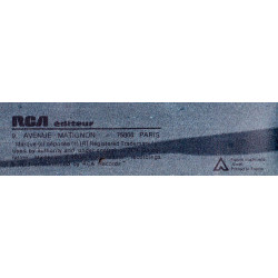 Il Tape Sur Des Bambous