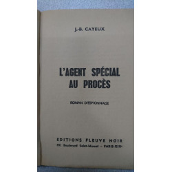 L'agent spécial au procès