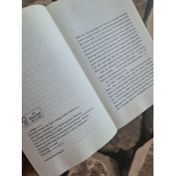 Angezogen wäre das nicht passiert: Roman