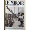 MIROIR (LE) [No 210] du 02/12/1917 - ITALIENNES DISTRIBUANT DES...