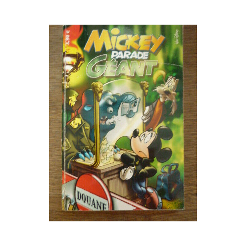 MICKEY PARADE GEANT n279 04