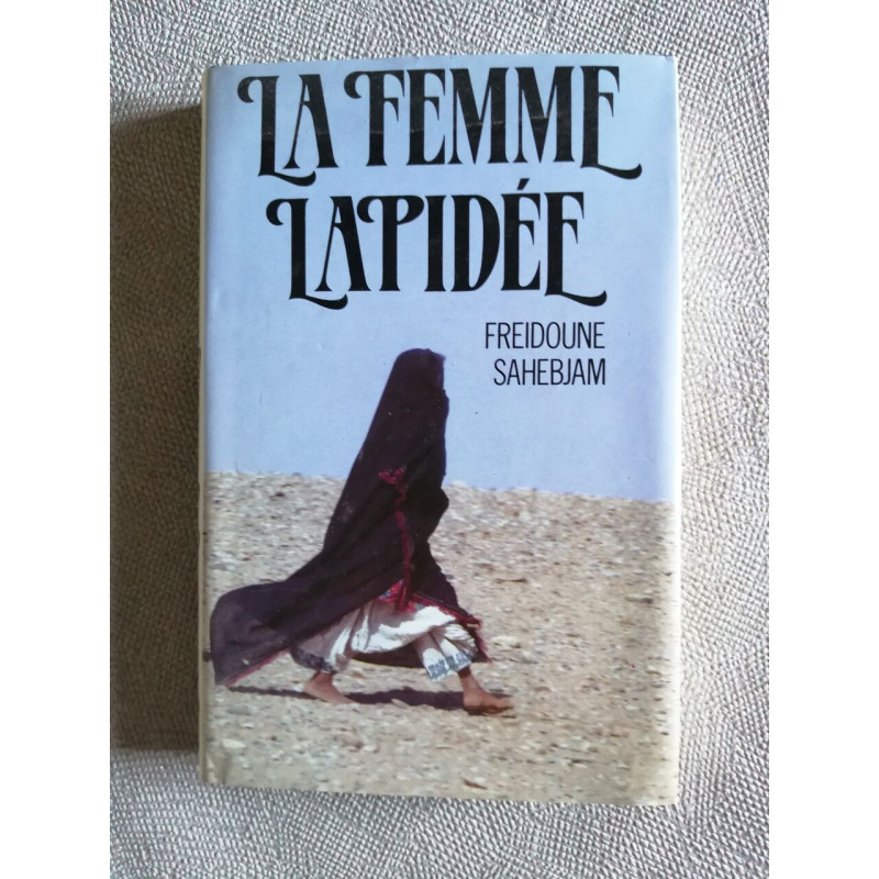 La femme lapidée
