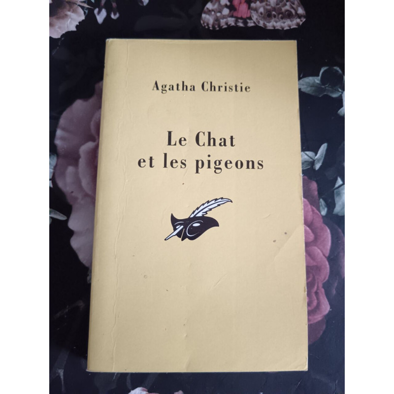 Le chat et les pigeons