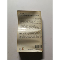 Ya-t-il un docteur dans la salle