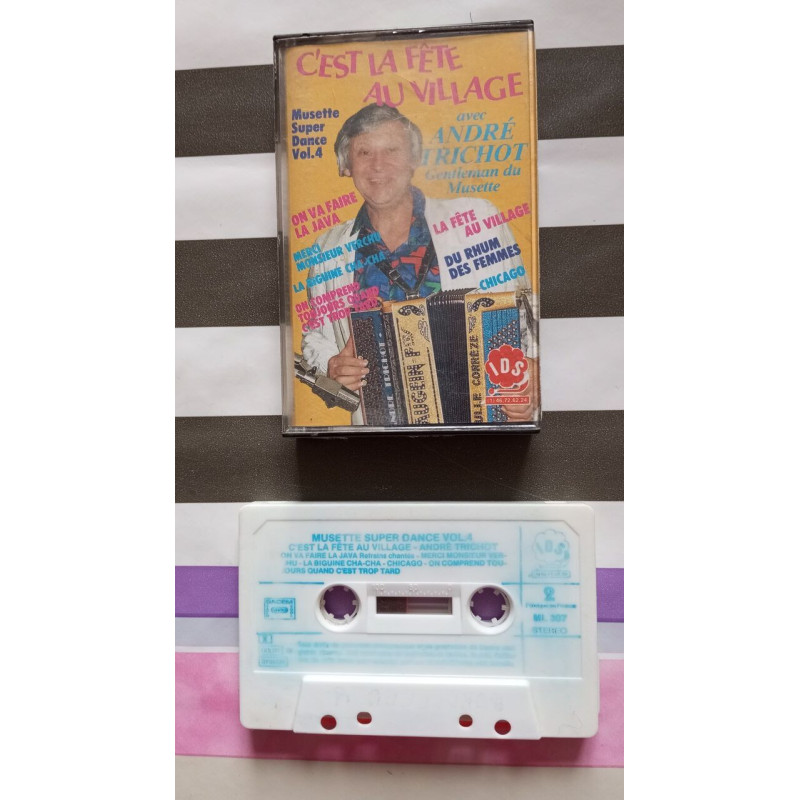 K7 - C'est la fête au village