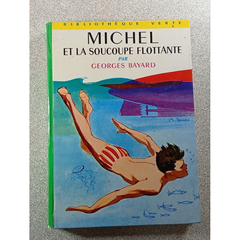 Michel et la soucoupe flottante