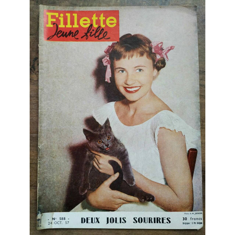 Fillette jeune fille n588 24 Octobre 1957