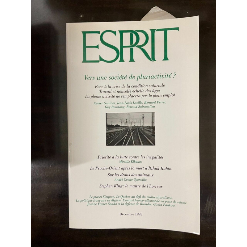 Revue Esprit Vers une société de pluriactivité Décembre 2015