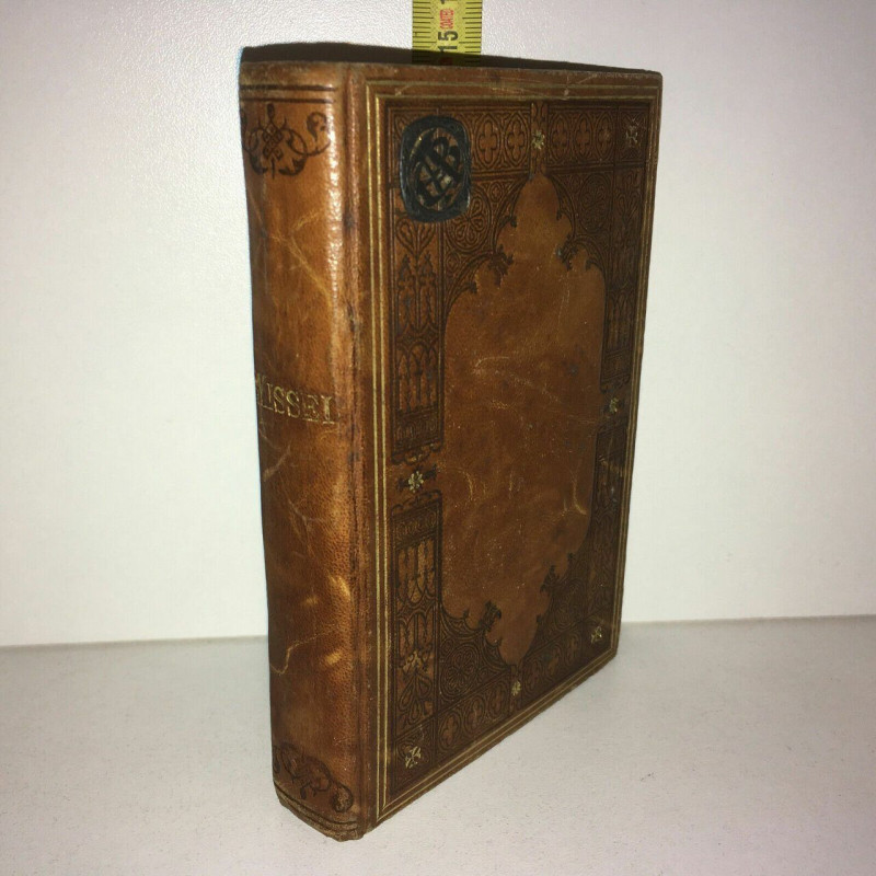 MISSEL ROMAIN n 174 CONTENANT LES OFFICES DES DIMANCHES Depelley 1921