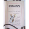 AU HASARD DE LA PLUME Chroniques et Causeries DEDICACE