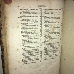 Thomas Moore IRISH MELODIES 1835 Baudry's European library Paris 88pp