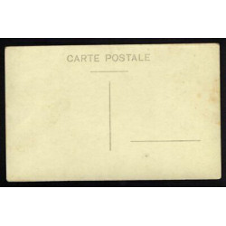 Carte photo d'un groupe de soldats corvée de patates Superbe...