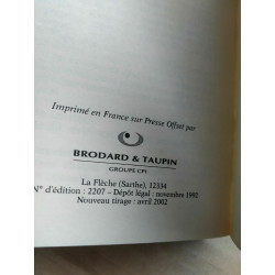 Lilian Le chat qui inspectait Le sous sol