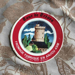 Cour de Credes Fromage fabriqué en Anjou 49M