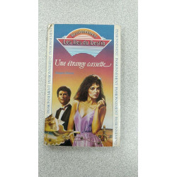 Une étrange cassette