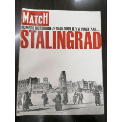 Paris Match N° 824