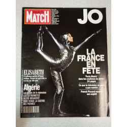 Revue - Paris-Match N° 2230