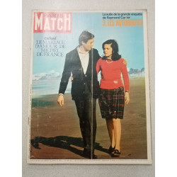 Paris Match nº 974 / Décembre 1967