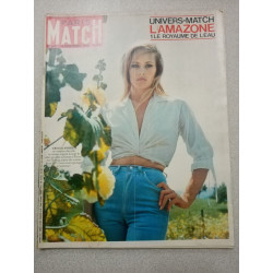 Paris Match - Univers-match : L'amazone