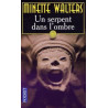 Un serpent dans l'ombre